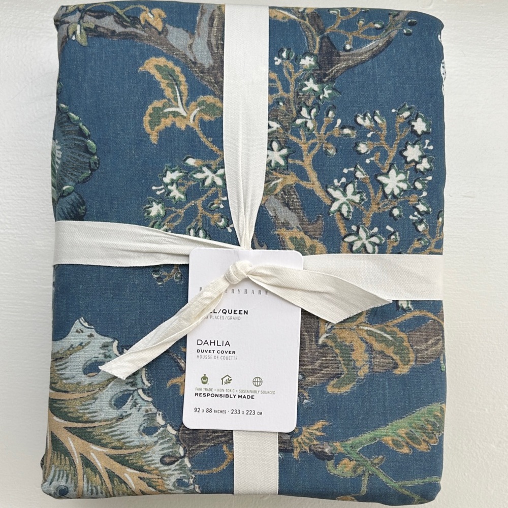 Pottery Barn Dahlia Floral Duvet Cover Full/Queen *NEW*